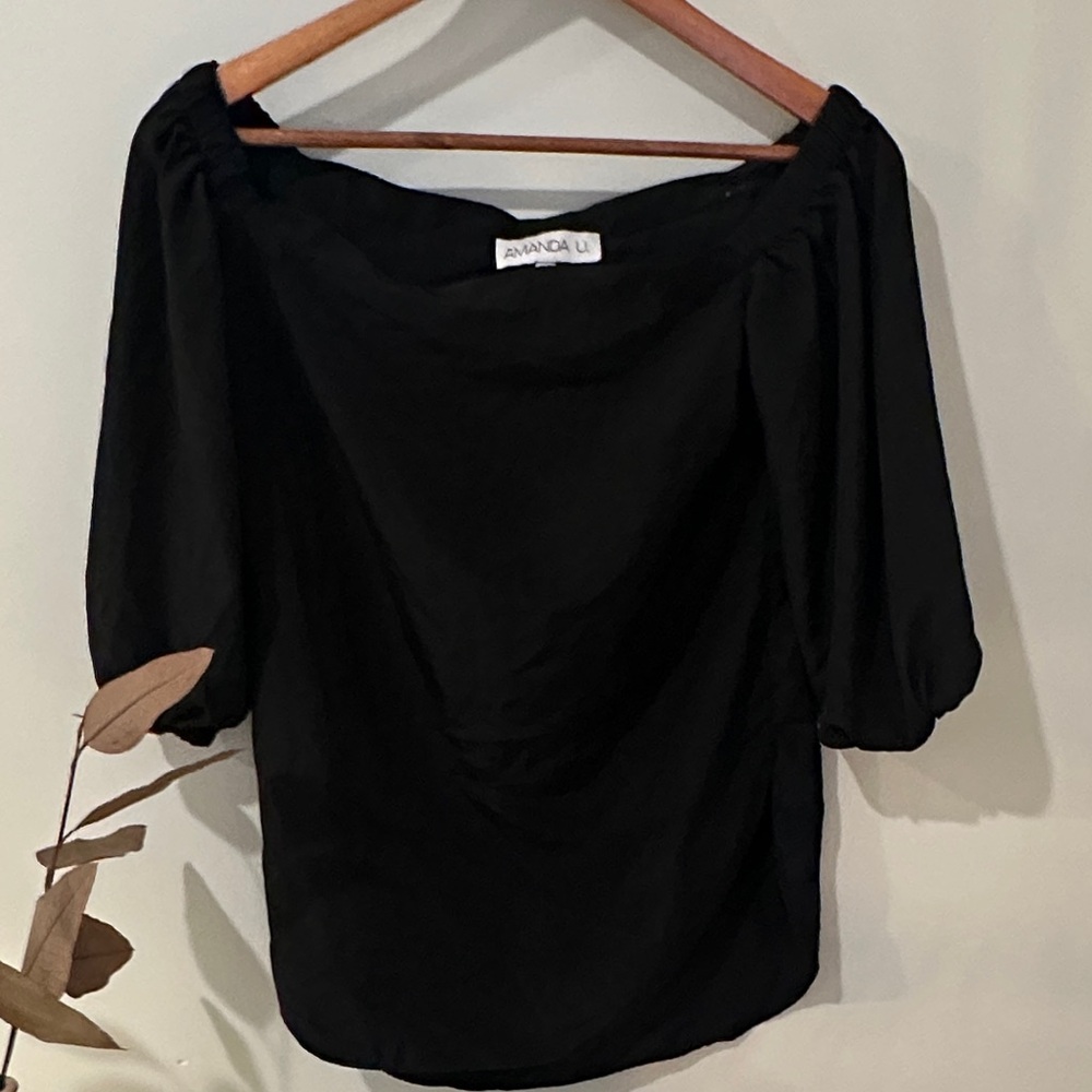 Amanda Uprichard Elegant Black Blouse off shoulder